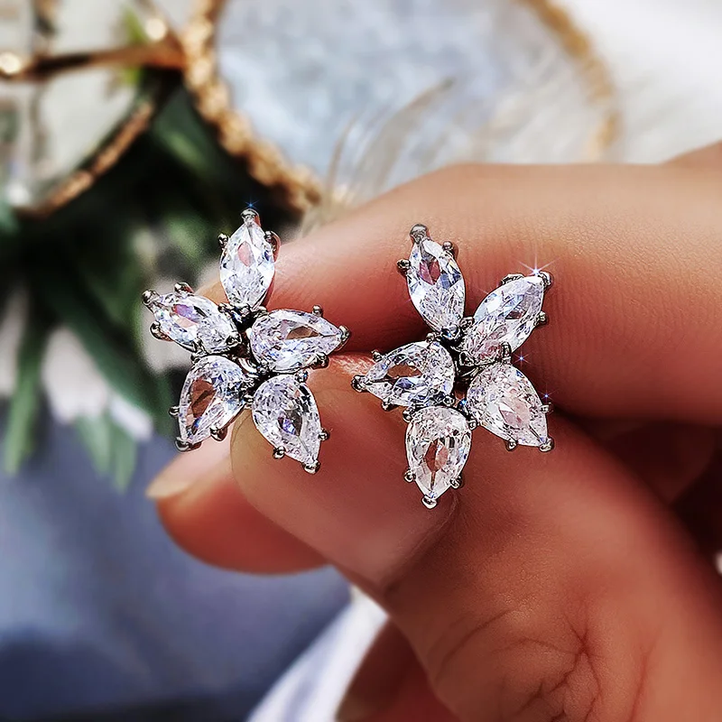 

Chic Flower Stud Earrings with Pear Shape Cubic Zirconia Women Engagement Wedding Accessories High Quality Trendy Jewelry