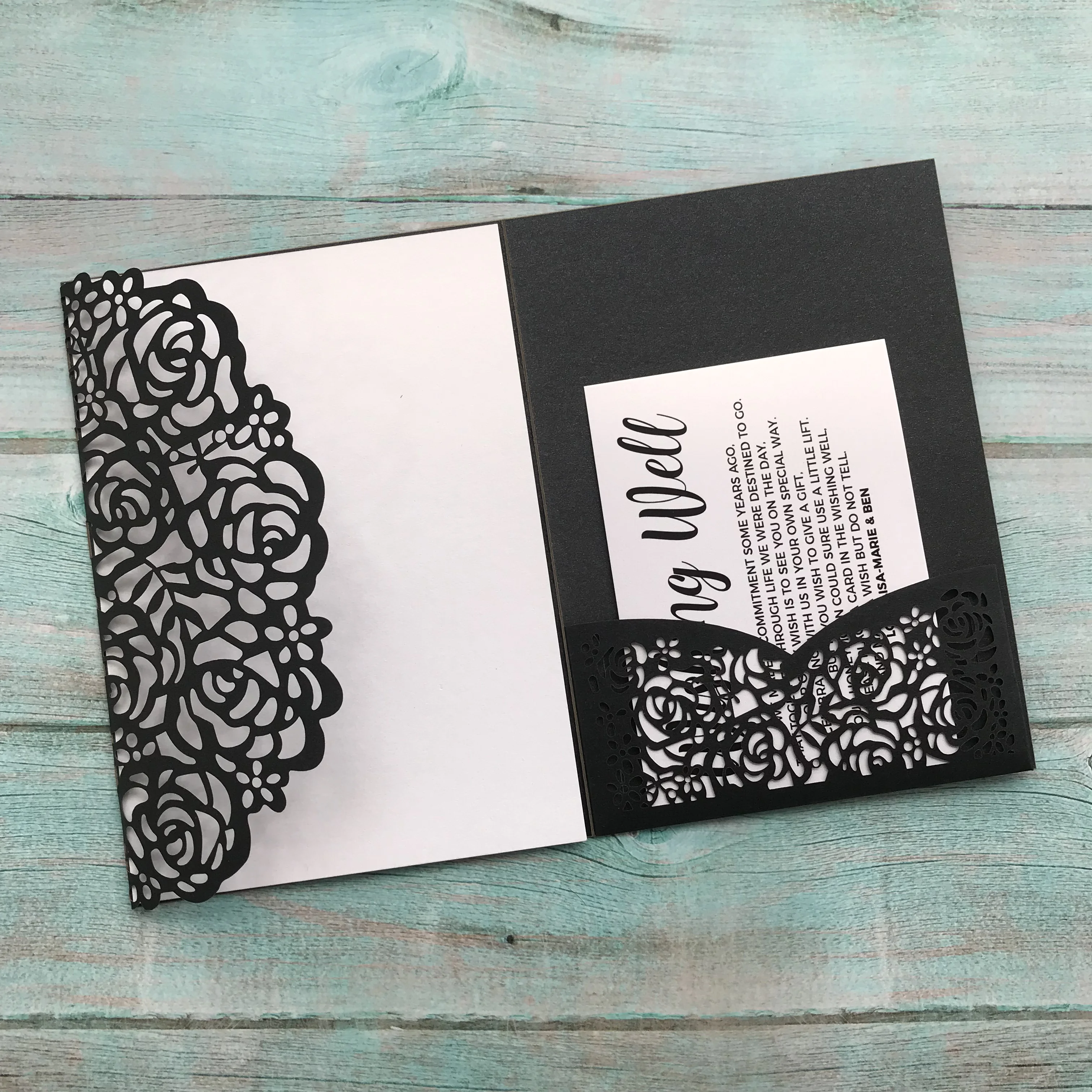 

30pcs Tri-folding Rose Sculpture Invitation Card Graduation Party InvitationSimple Elegant Envelope Festival Supplies