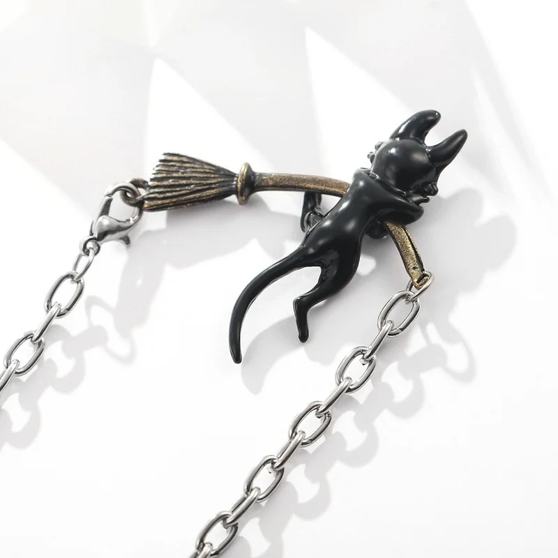 1 Pcs Hot Personality Anime Kiki's Delivery Service Cosplay Necklace Black Cat Broom Metal Pendant Necklaces Girls Gifts Toys | Игрушки и