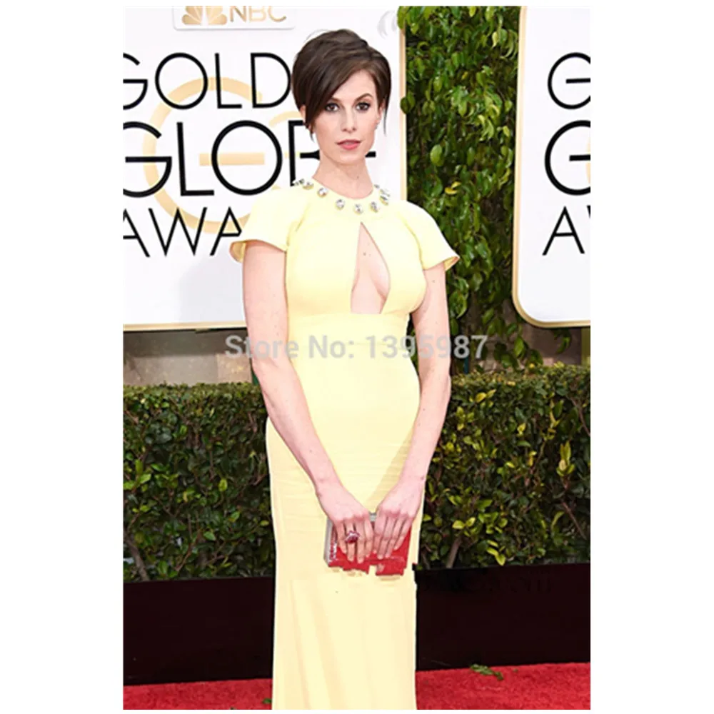 

A-Line Floor-Length O-neck Cap Sleeves Celebrity Dresses In Line Sexy Light Yellow Evening Gowns