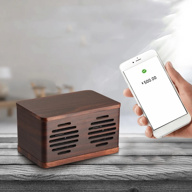 Цифровой светодиодный Будильник D70 с беспроводной зарядкой звуковое