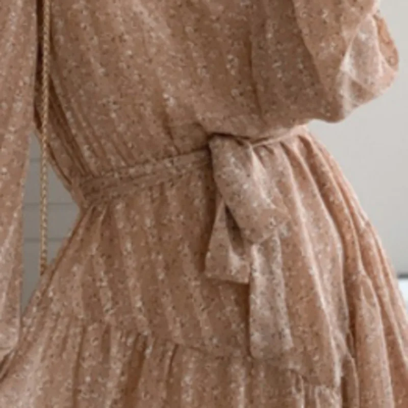 

Sexy V Neck Dresses for Women Party Long Lantern Sleeve Lace Up Bownot Floral Oriental Style New Skirl Spring Summer 2021 Dress