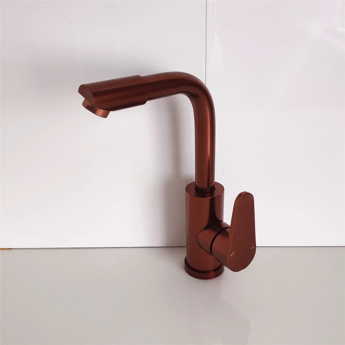 Розовое золото Космический алюминиевый кухонный кран для овощей ванная комната