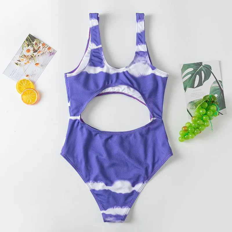 Новейший женский купальник 2020 года Цельный пляжный с глубоким вырезом