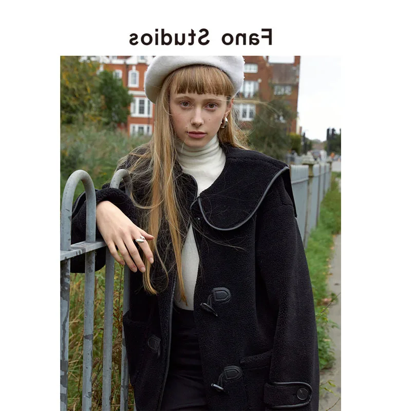 Winter New Fur One-piece Loose Aging Navy Collar Ox Horn Buckle Coat Women