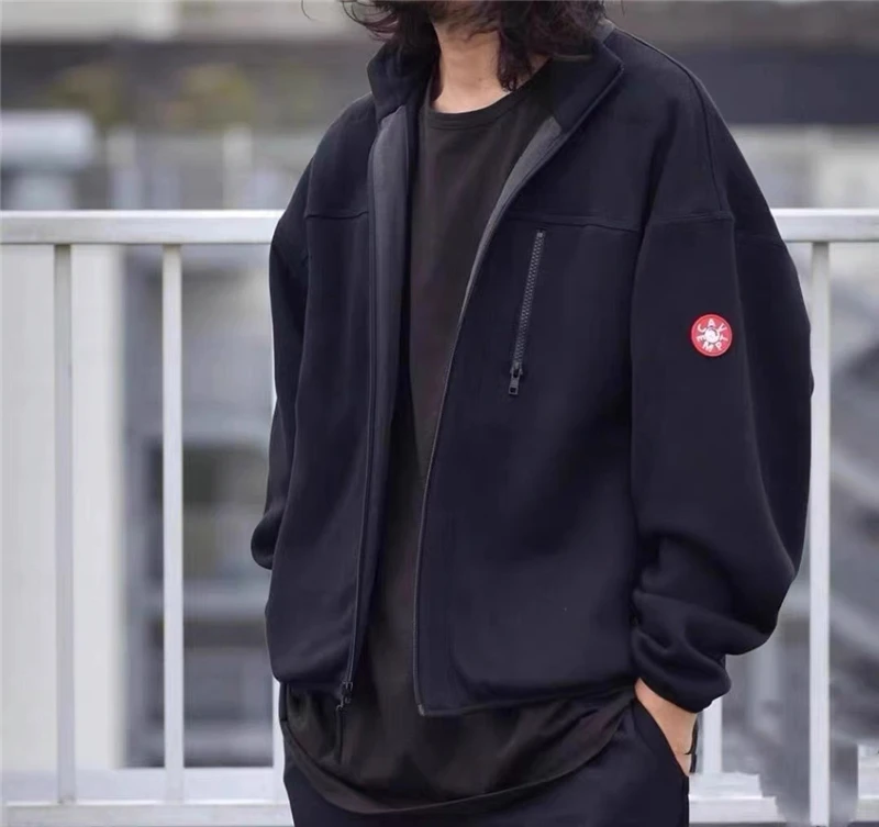 

Мужская и Женская куртка из джинсовой ткани, с карманами