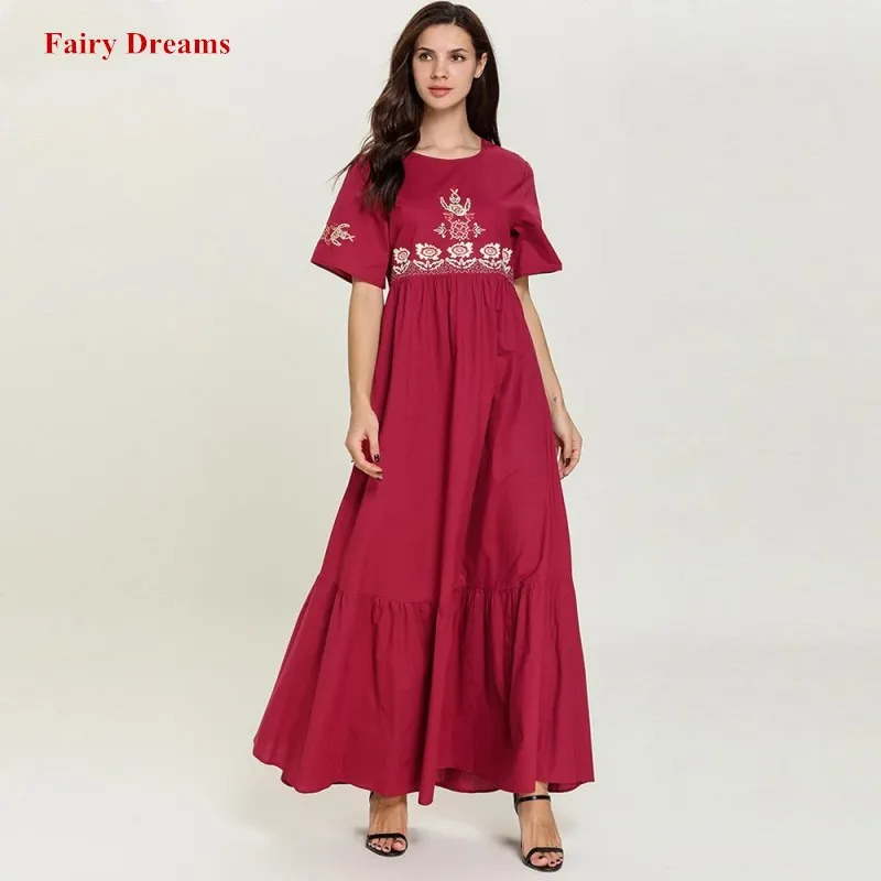 Женское длинное мусульманское платье с вышивкой красное летнее кафтан размера