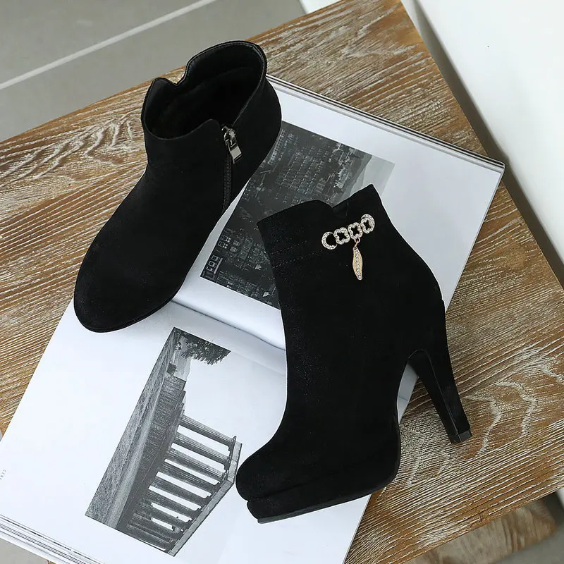 B2-7 Размеры 33-43 элегантные женские ботильоны с металлическими украшениями