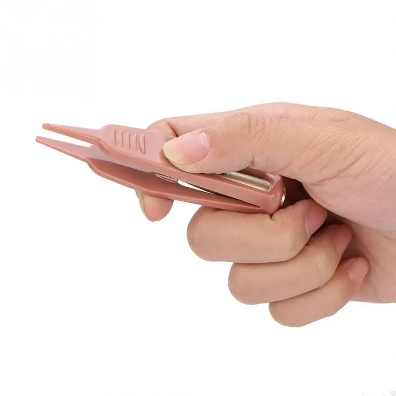 Очищающий Пинцет для младенцев очиститель носа и пупка пластиковый светодиодный