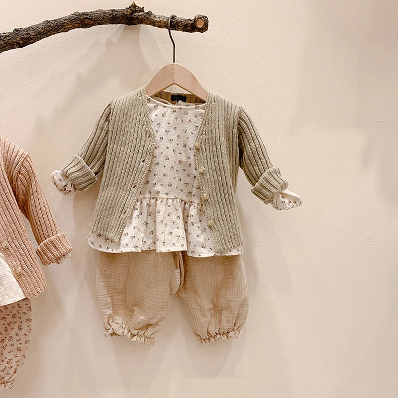 

Baby Boy Girl Sweater Spring Autumn Newborn Baby Korean Simple Solid Color Warm Clothing Infant Long-sleeved Button Tops