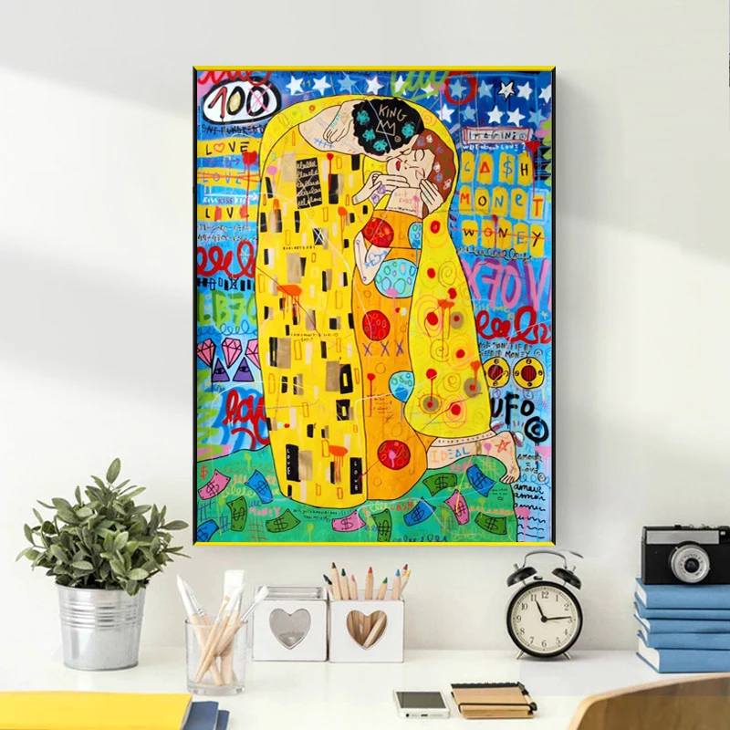 

Pop Art Graffiti Posters and Prints on the Wall Canvas Famous Painting Gustav Klimt Kiss Picture for Living Room Home Decoration