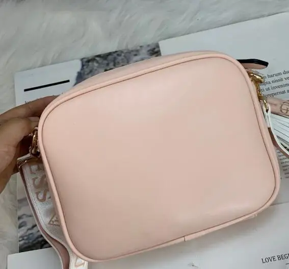 

New 2021 Cases Shoulder Messenger Bags Chain Small Package Pattern Flowers Women's Bags Solid Color