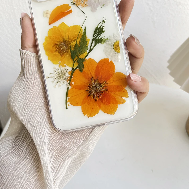 Qianliyao Retro Real Dried Flowers phone case For iphone 14 13 12 11 X XS Max XR 7 8 plus 6s Se 2020 cases Soft TPU Cover Coque