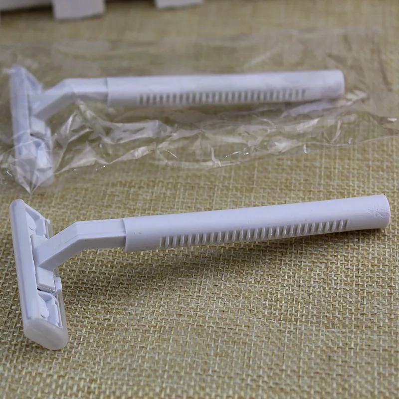 Переносная одноразовая бритва с кремом для бритья | Красота и здоровье