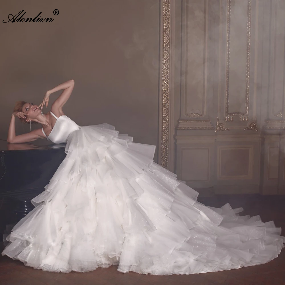 

Alonlivn Luxury Tiere Ruffled Organza Puffy Ball Gown Wedding Dresses Chapel Train Spaghetti Straps Princess Bride Gowns