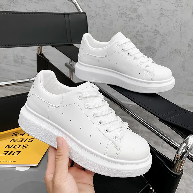 

Women Sneakers Spring and Autumn Trend Casual Flats Sneakers Female New Fashion Comfort White Vulcanized Platform Shoes 35-44