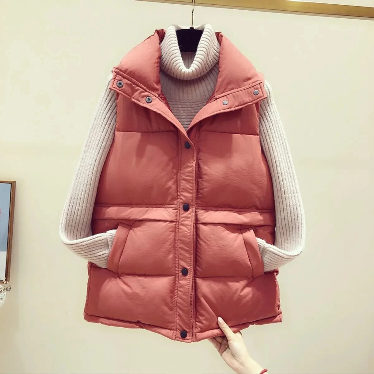 

Новинка 2023, женский жилет без рукавов, зимняя теплая Женская куртка на хлопковом наполнителе, зимняя безрукавка с воротником-стойкой