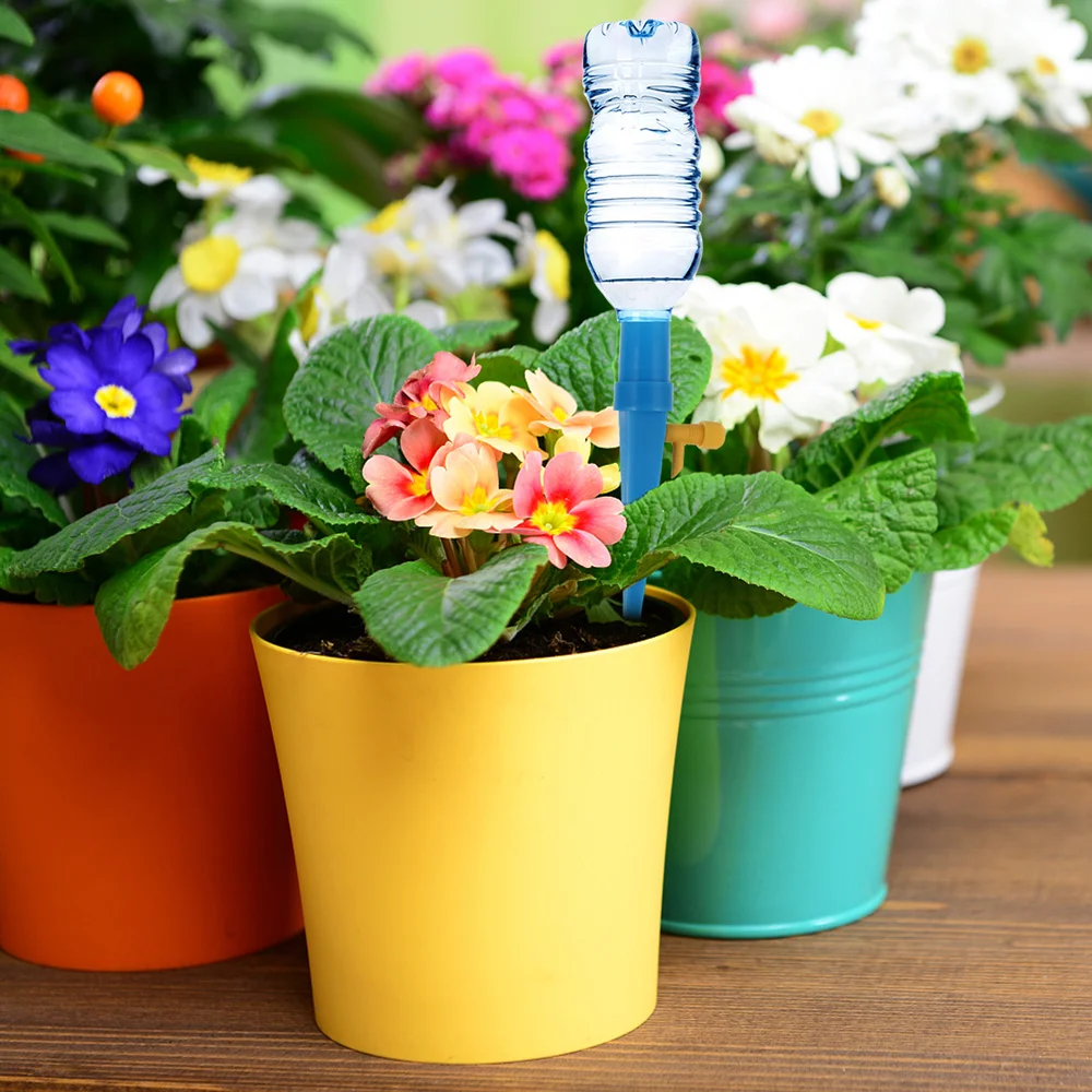 

12pcs Automatic Self-watering Devices with Switch Control Valves (Random Color)