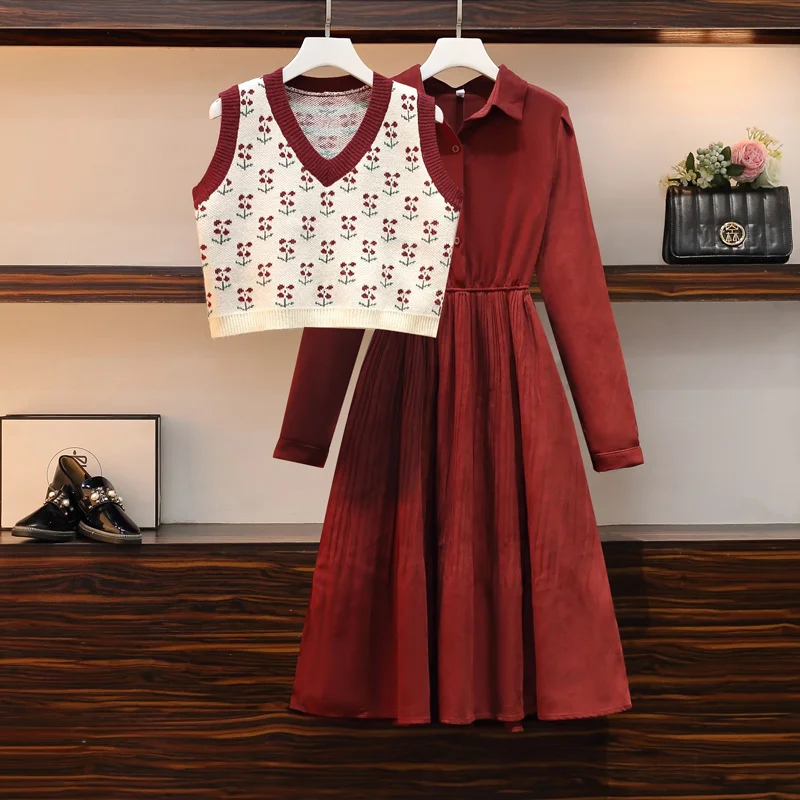 Женское платье-трапеция с жилетом и пуговицами однотонное элегантное вечернее