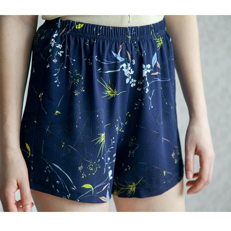 

fashion floral chiffon summer women shorts loose beach polka dot girls shorts plus size M30240