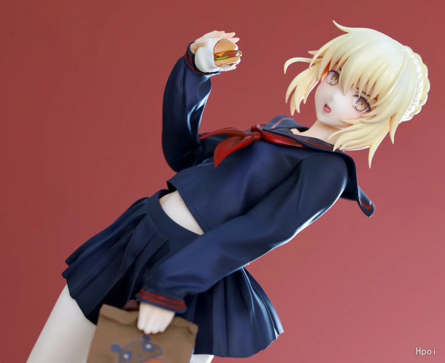 Каучуковая Фигурка Набор 1/6 Fate Saber в униформе с гамбургером Неокрашенный гараж Смола модель комплект