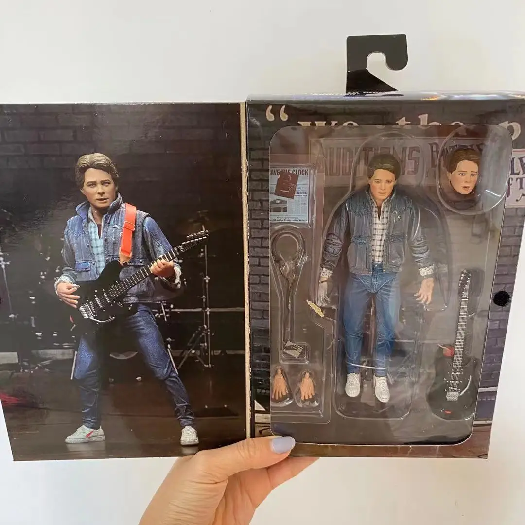 Реальное фото магазина N C Марти Макфлай док коричневая фигурка NECA Назад в будущее