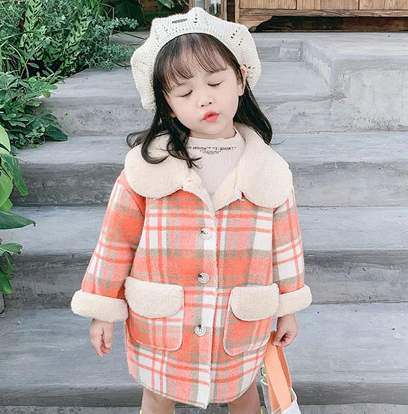 

Girl's coat the baby's long woolen coat is thick