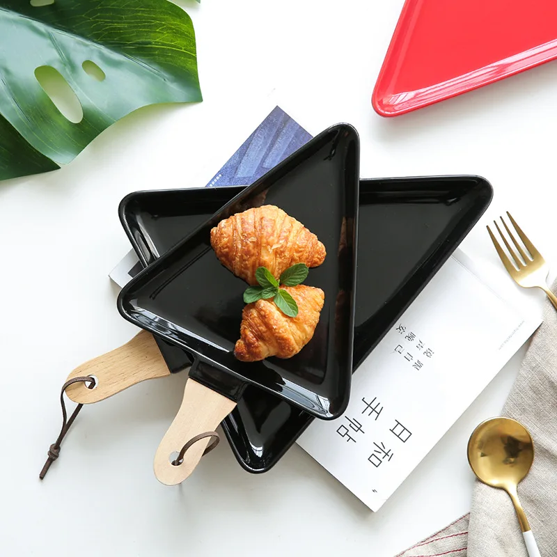 Блюдо для завтрака с треугольными ручками в скандинавском стиле керамические