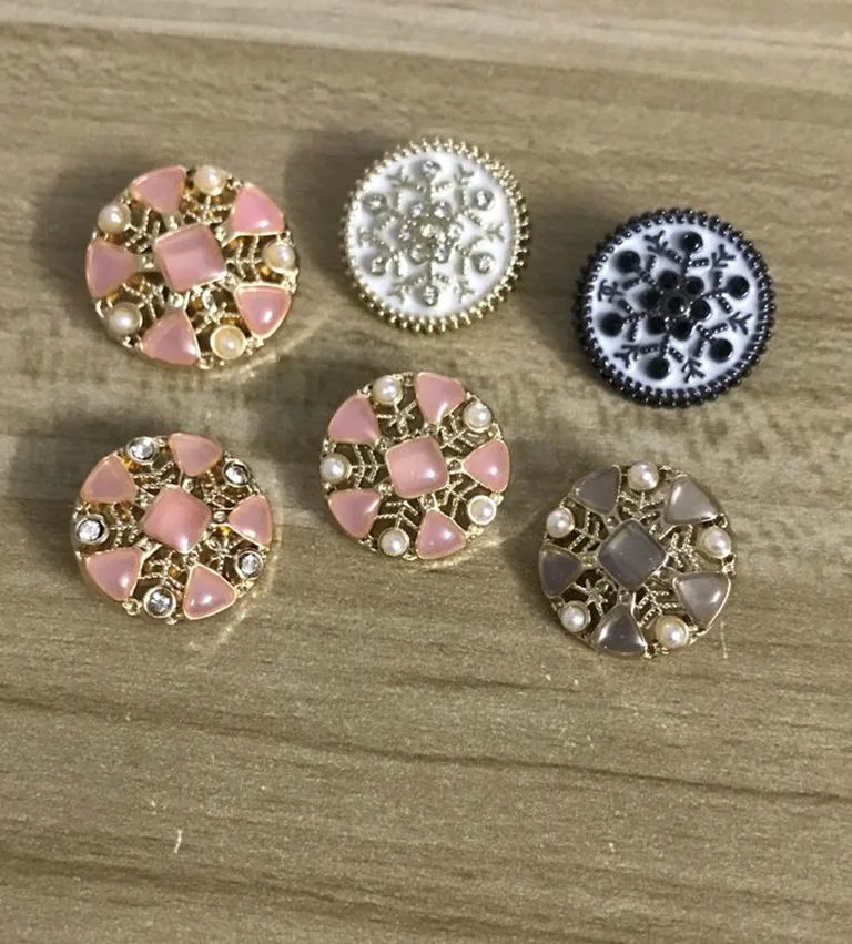 Новинка зимняя модель стразы швейная пуговица для роскошного Кашемирового