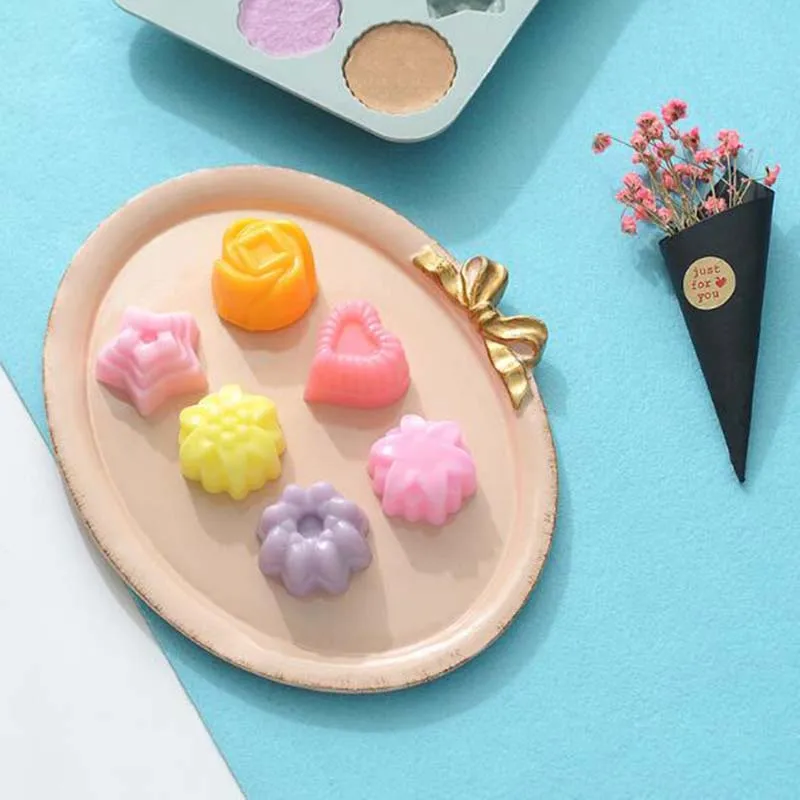 

Silicone Cake Mold Flowers and Plants Moon Cake Mold DIY Handmade Baking Mold