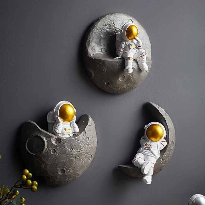 

Nordic Creative 3D Astronaut and Moon Resin Sculpture Statues Hanging Figurine Onrmanet Wall Art Decoration for Home Office Room