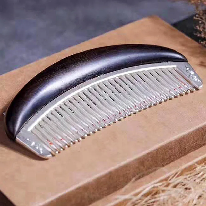 

Небольшая инкрустированная красным сандаловым деревом Расческа для зубов с серебряным покрытием инкрустированная фиолетовым сандаловым ...