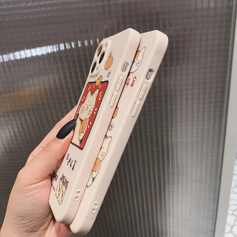 

Lucky Cat Silicone Phone Case is suitable for iPhone11 12Pro Max mini X XR XS XSMax 8 7PluS anti-drop protective back cover