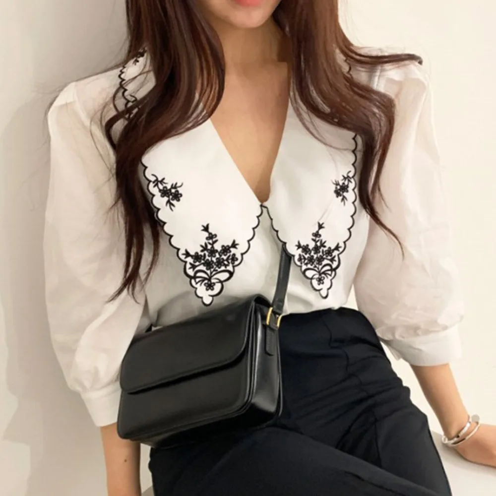 

Women New Sweet Elegant Korean Floral Embroidery Lolita Collar Vintage Puff Sleeve Black Kawaii Shirt Blouse Tops