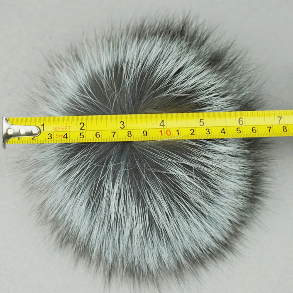 Помпоны из натурального Лисьего меха в стиле Баттон помпоны лисьего натуральный