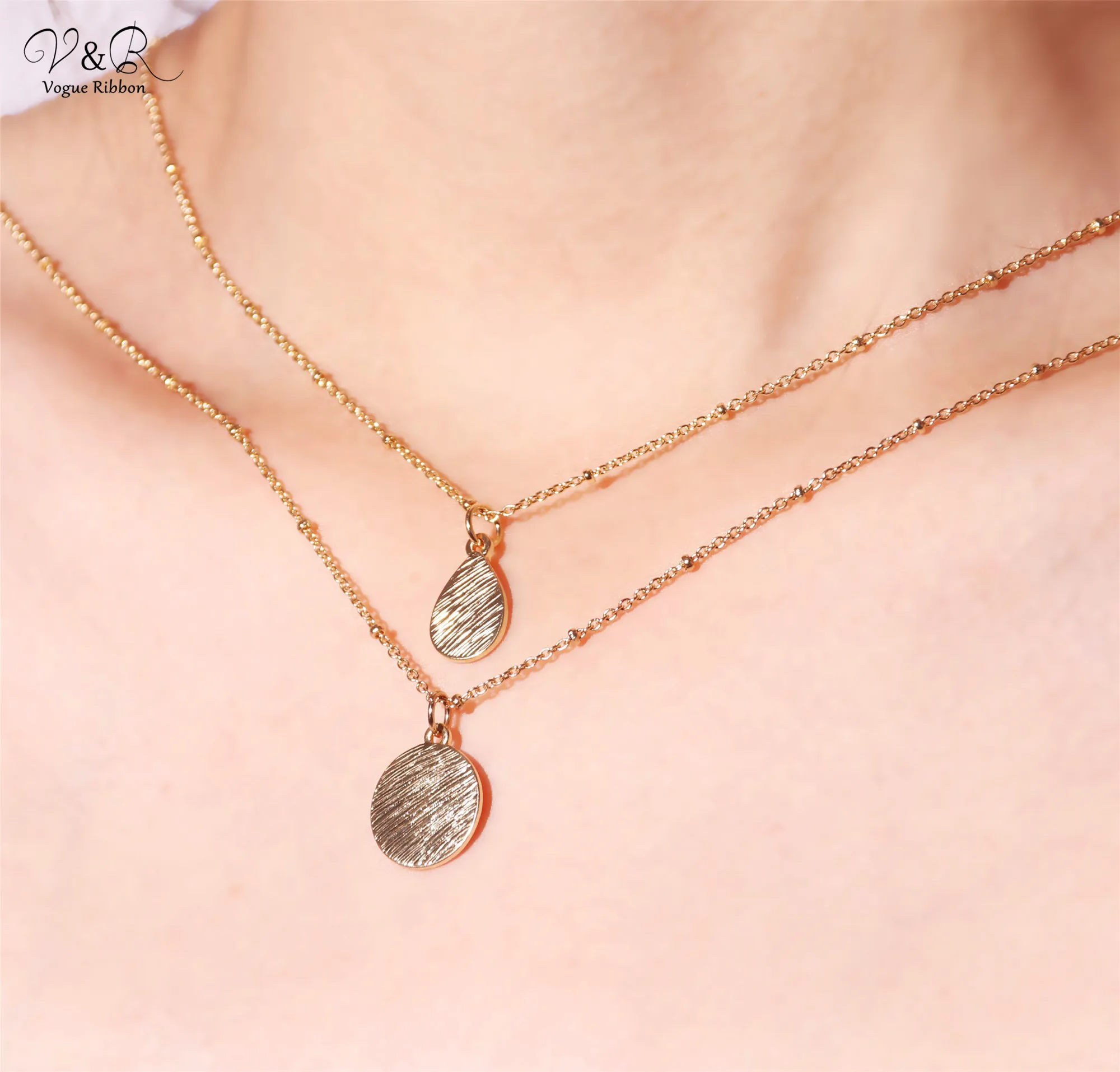 2020 New Arrival Jewelry Shell Necklace Gold Chain Pendant And Letter Stretch Bracelet Bangle |