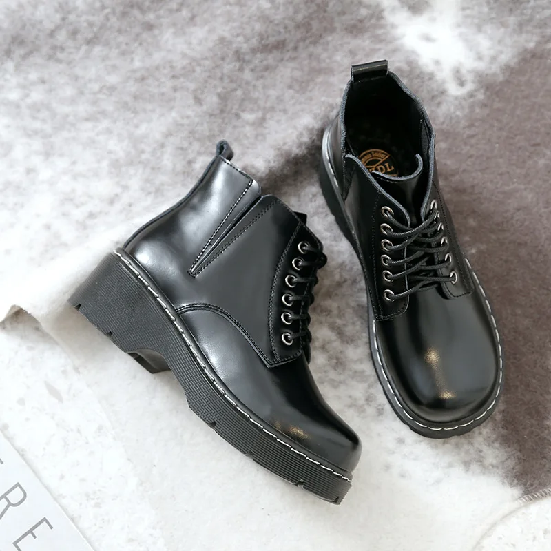 

Новинка 2021, Ботинки Martin, женские короткие Туфли-трубки с круглым носком в стиле ретро, студенческий стиль, высокие ботинки, бархатная обувь н...