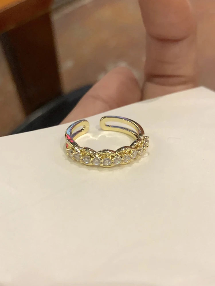 

2021 Fashion Simple Style High Quality Zircon Ring For Wedding Party Gifts Women Finger Ring Engagement Jewelry