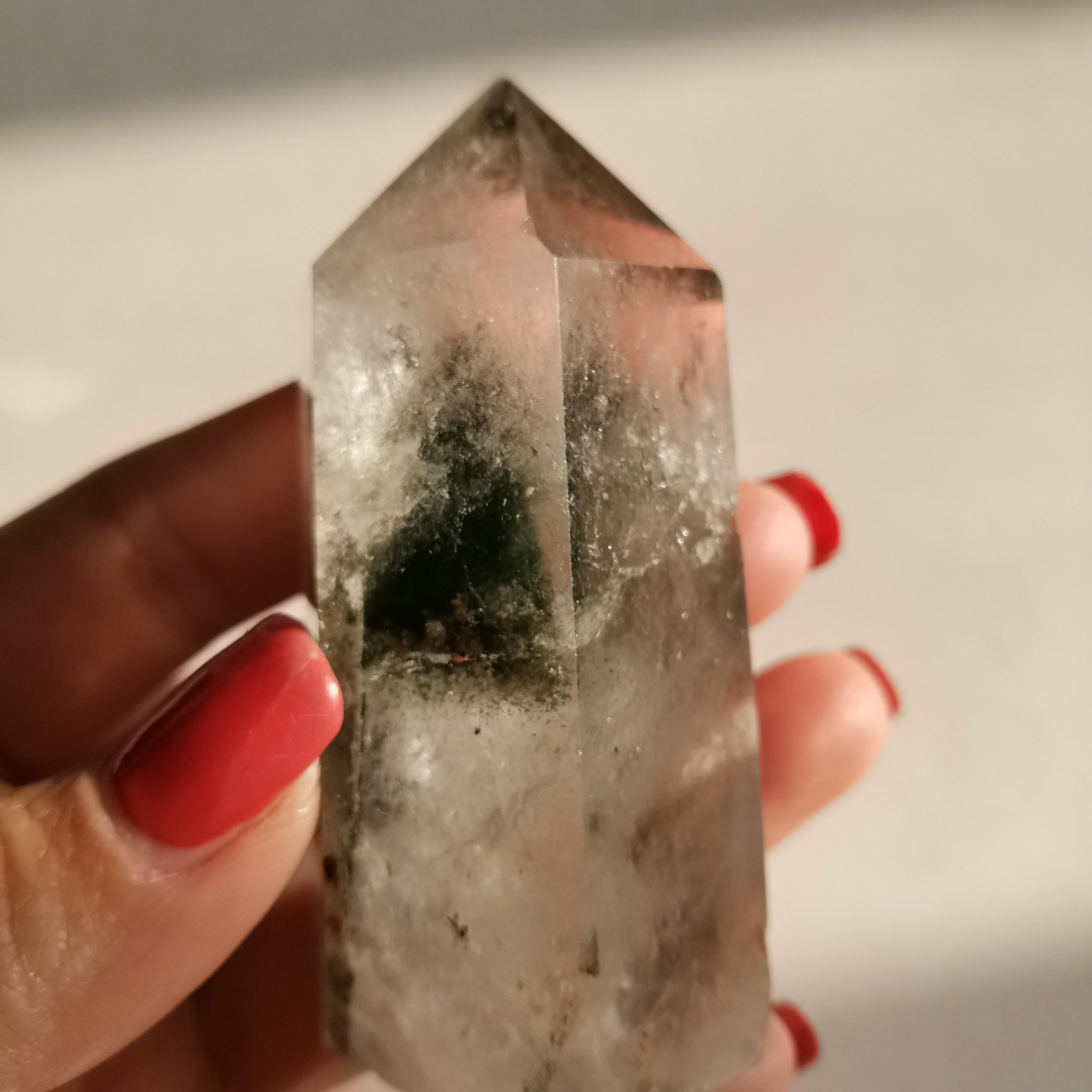 Кристаллы dohaibogoo helaing 126 г естественные характеристики зеленый Phantom Quartz одна точка