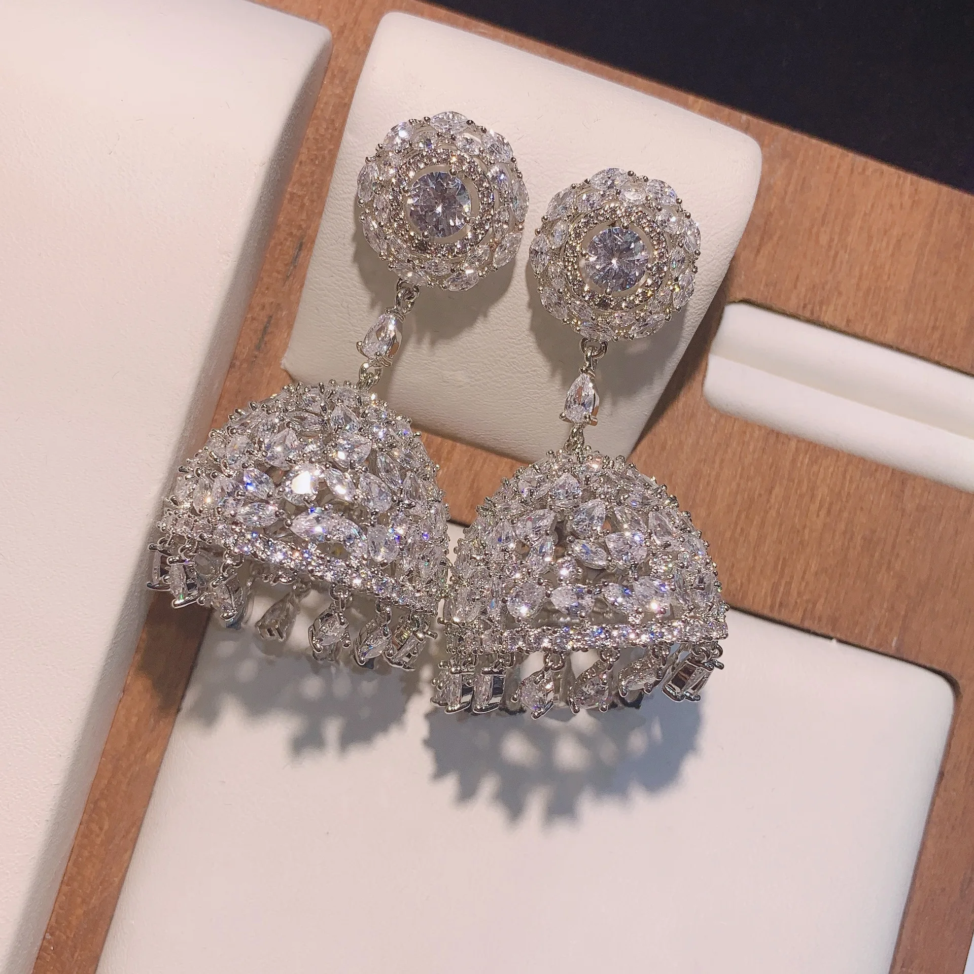 

Heavy industry luxury zirconium long drop chain tassel lantern earrings 925 silver needle INS online celebrity earrings