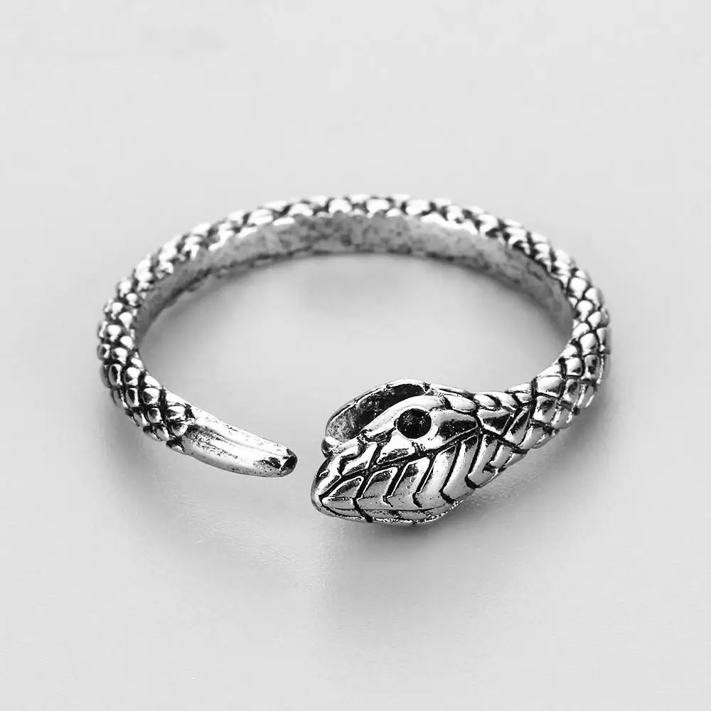Кольцо унисекс серебристого цвета регулируемое в стиле панк Готическая змея