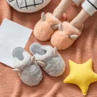 Женские зимние теплые домашние тапочки, обувь для пар, стильные Мультяшные рога, однотонные Нескользящие плюшевые теплые хлопковые домашние тапочки