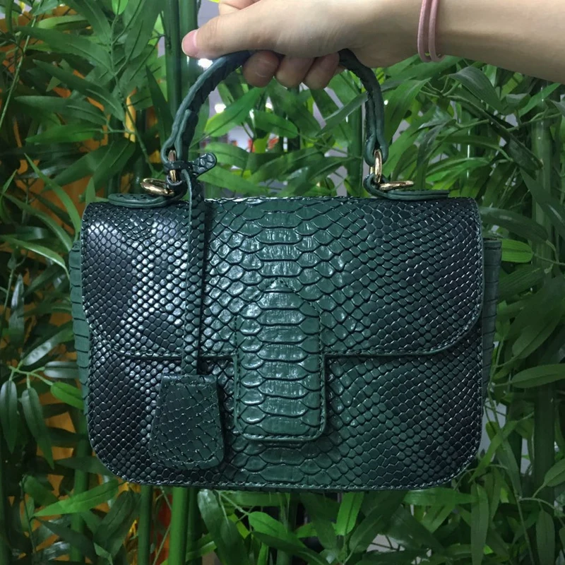 

Women Ostrich Python Clutch Bag Summer Blue Tote Bag Snake Pattern Leather Shoulder Bags Elegant Shoulder Bag