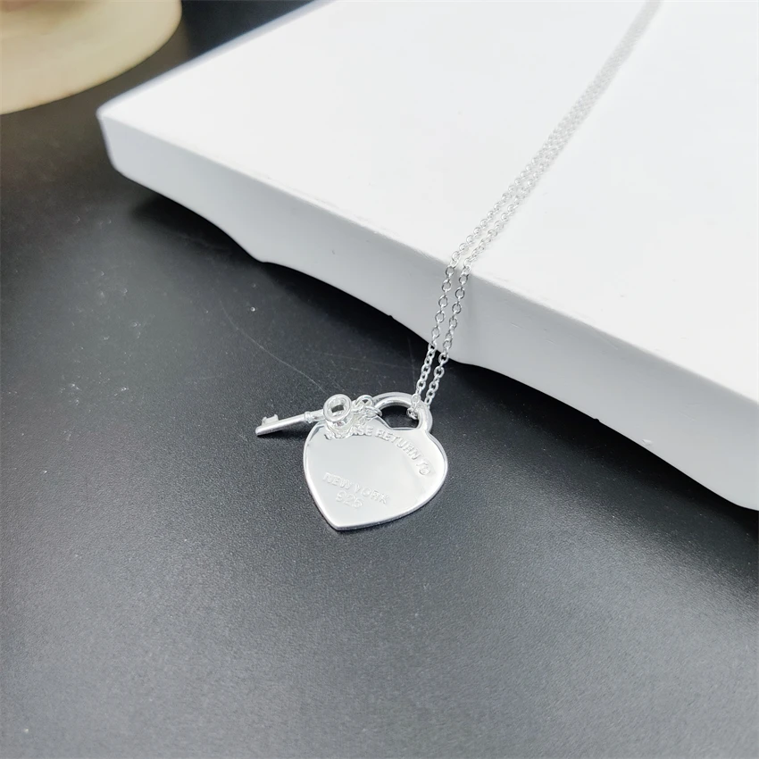 

925 Sterling Silver Necklace For Women Trend Heart and Key Pendant Clavicle 2021 Luxury Brand Couple Gift Free Shipping