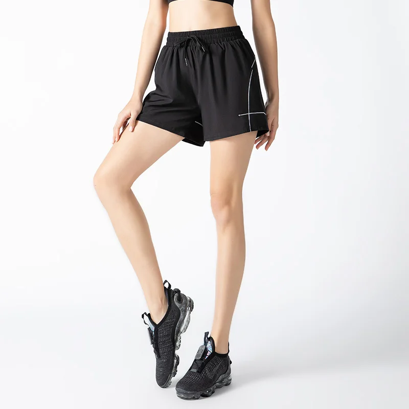 

Three-point running shorts