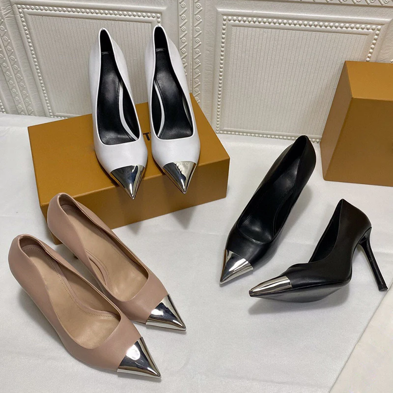 

Women's Shoes