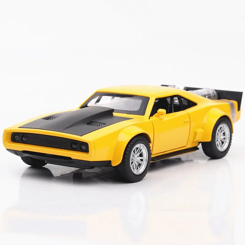 Высокая имитация литья под давлением модель автомобиля Dodge War Horse 1/32