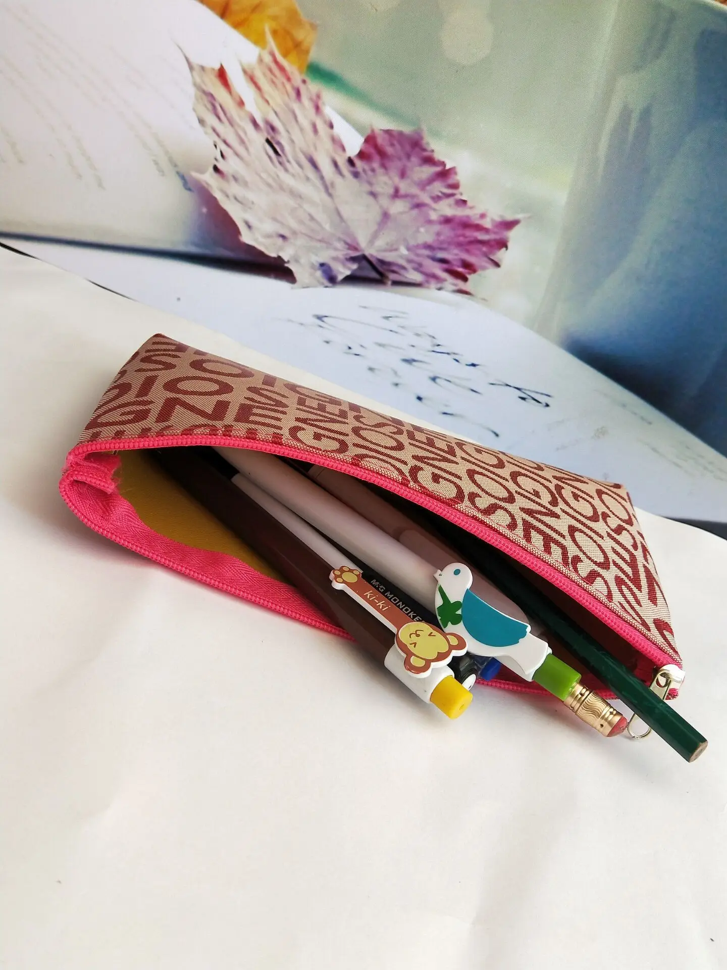 

Korean Style Casual Bag Letter Jacquard Cosmetic Bag Horizontal Square Hand-Held Cosmetic Bag Multi-Functional Wash Women's Bag