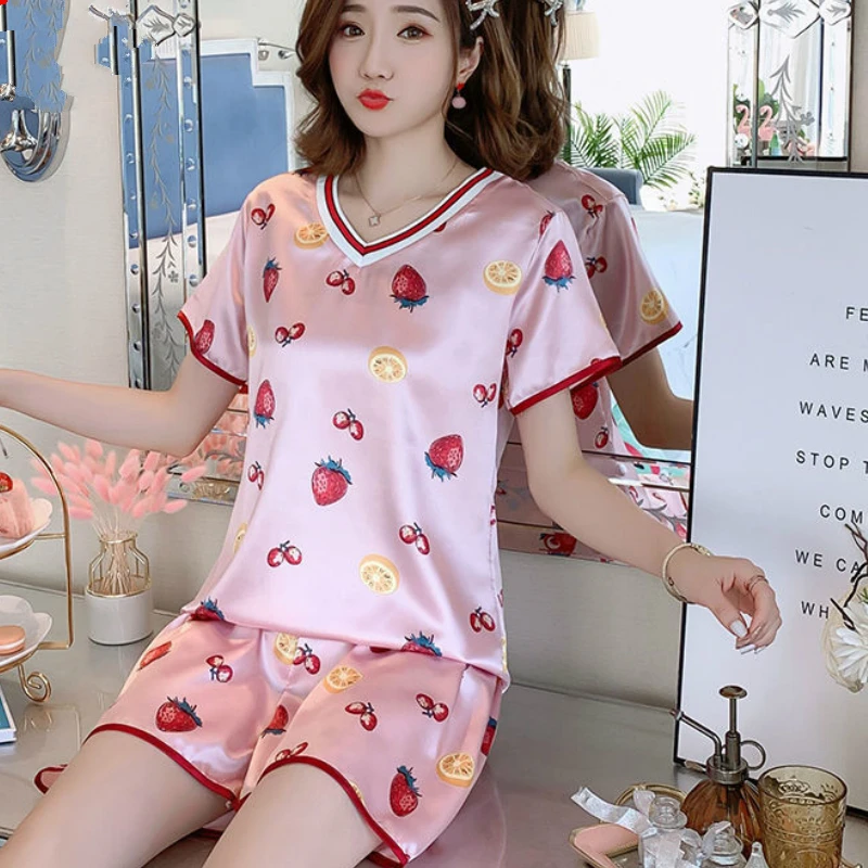 

v- , 2XL