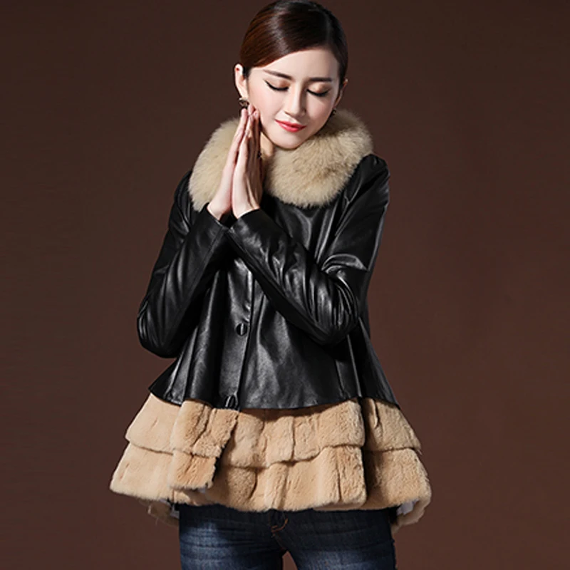 Женский пуховик из натуральной овечьей кожи с воротником лисьего меха верхняя